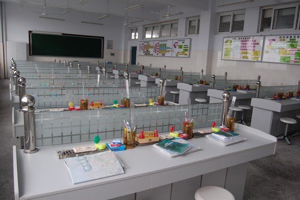 同题参见半岛体育网站（官方）网站/网