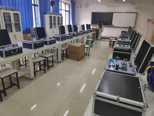 工业传感器实训台