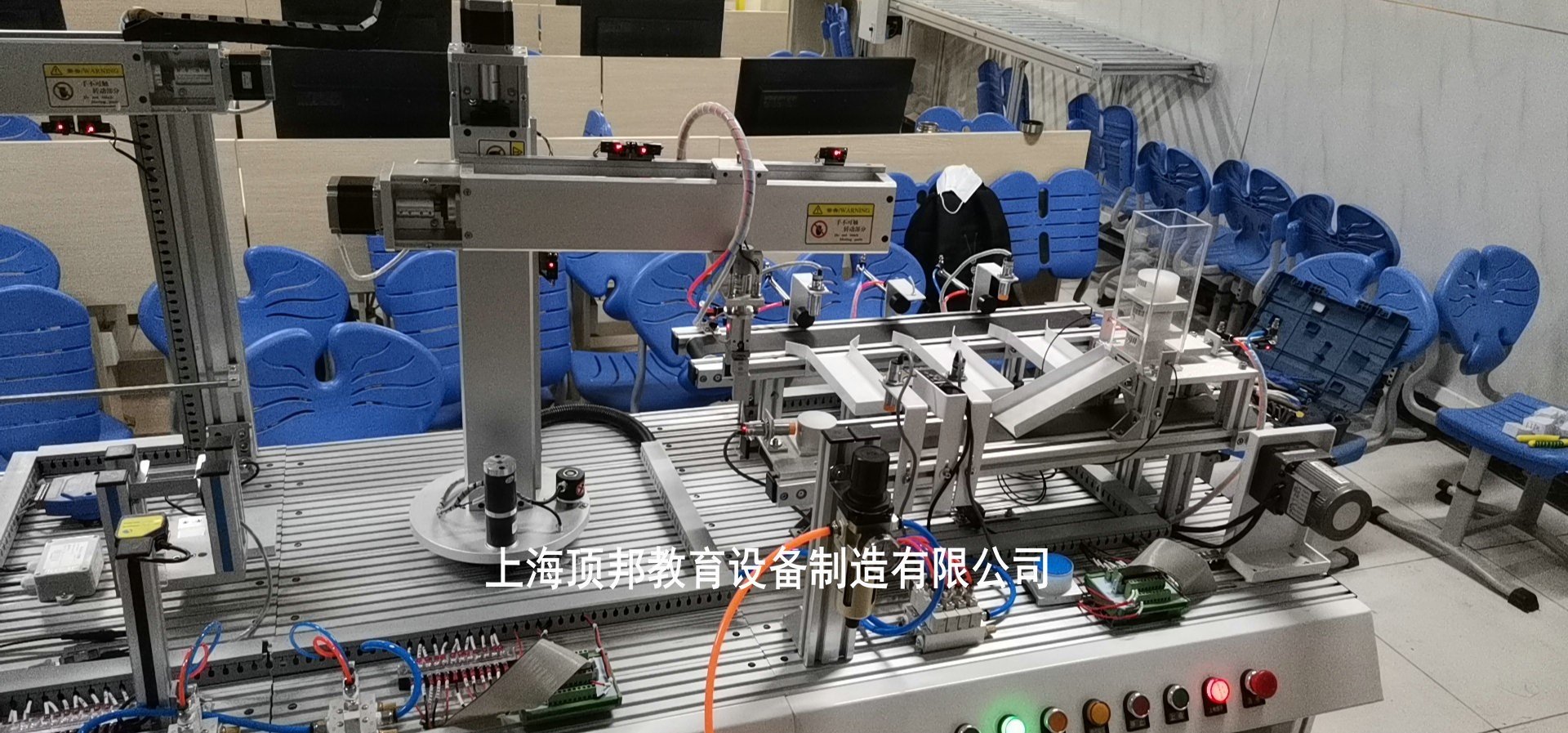 与信息流