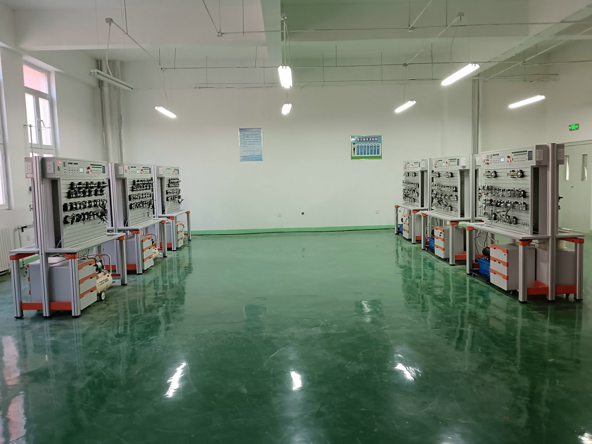 阁下收货时请检查液压气动PLC控制综