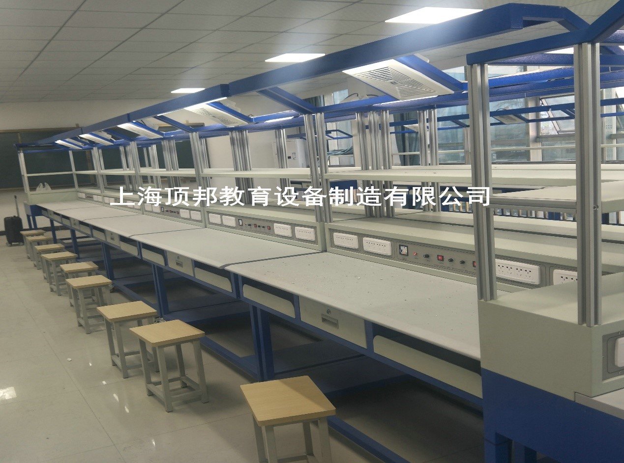 核实计算机组装与维护实训装置的数量及