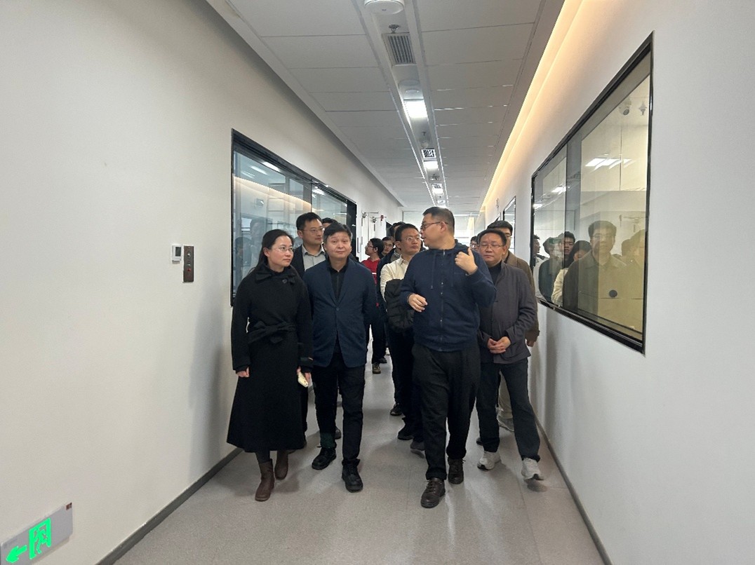 图片3.jpg 副院长刘志博
