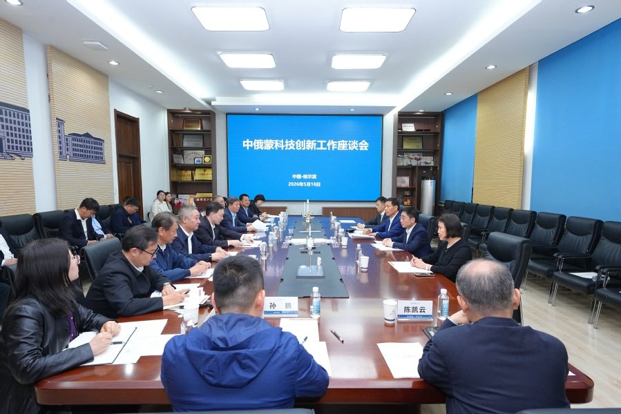 校长韩杰才会见祝学华一行